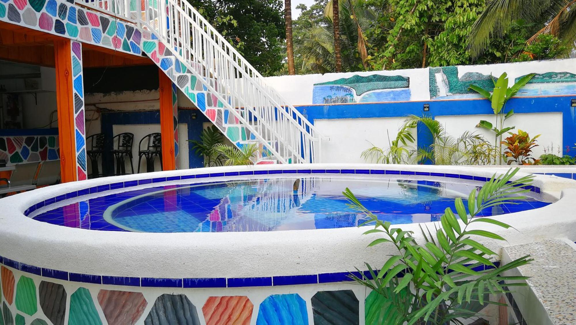 Chibel Summer Riverside Hotel 엘니도 외부 사진