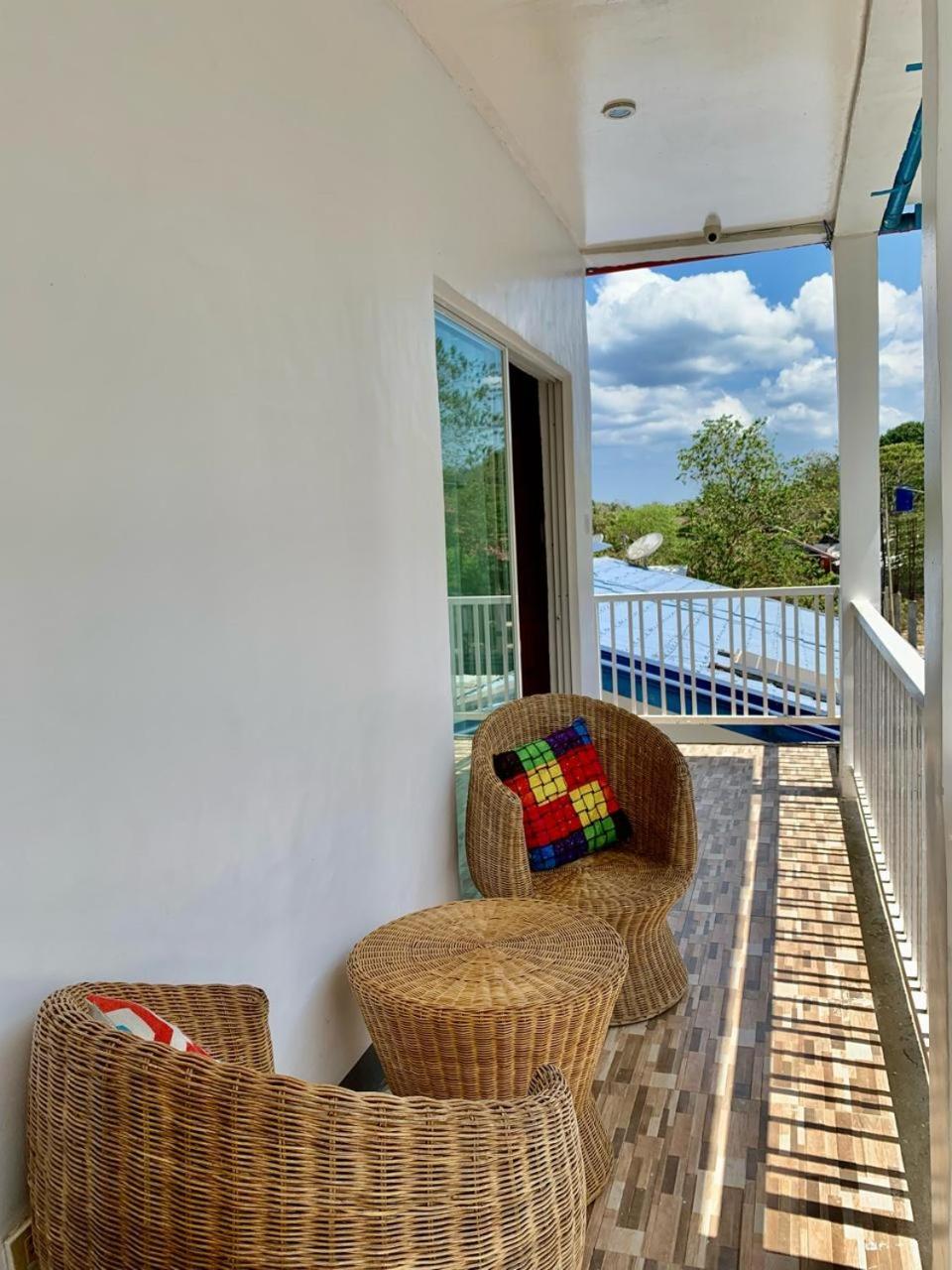 Chibel Summer Riverside Hotel 엘니도 외부 사진