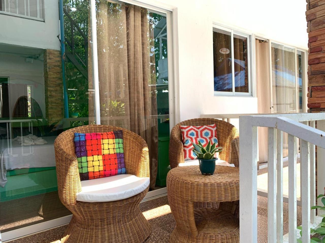 Chibel Summer Riverside Hotel 엘니도 외부 사진