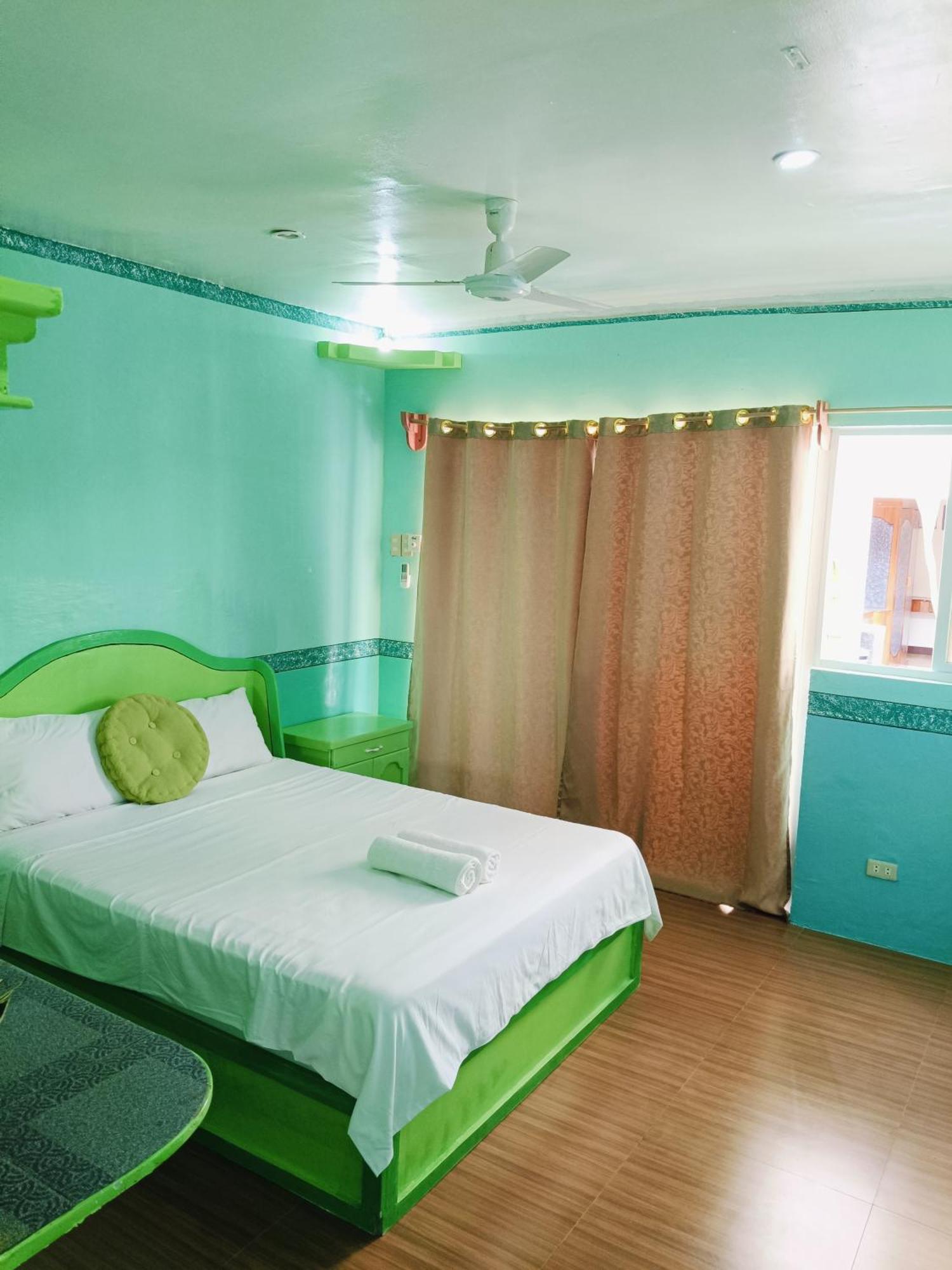 Chibel Summer Riverside Hotel 엘니도 외부 사진